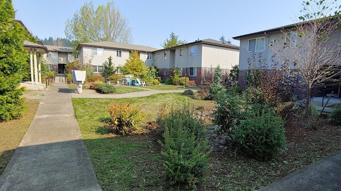 holgate-plaza-apartments Image 2